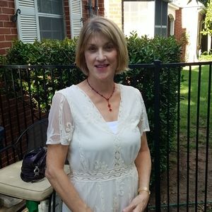 COPY - Meet your Posher, Pam